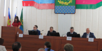 Сегодня состоялась вторая сессия Совета муниципального образования Славянский район. - Газета Заря Кубани